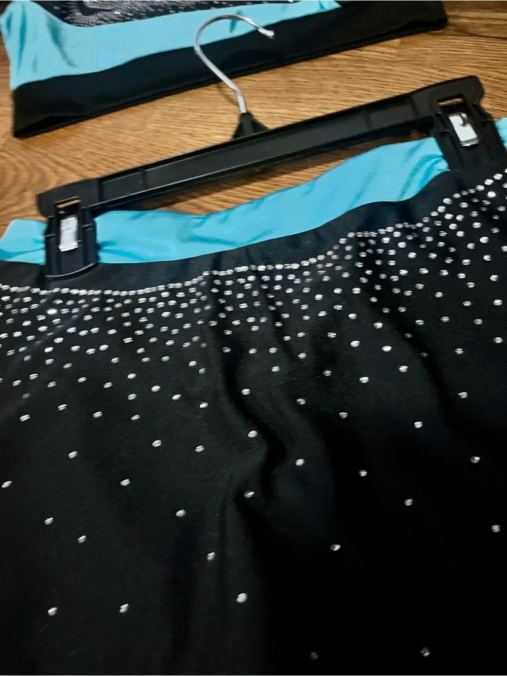 New 2 Piece Cheerleading Uniform Outfit Sleeveless Crop Top w/ Skirt cheer sz 8